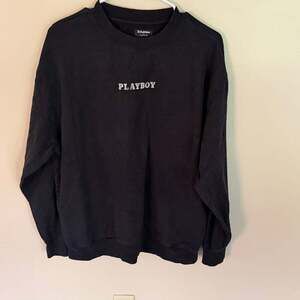 Playboy By Pacsun small Pullover Spellout Sweatshirt EUC